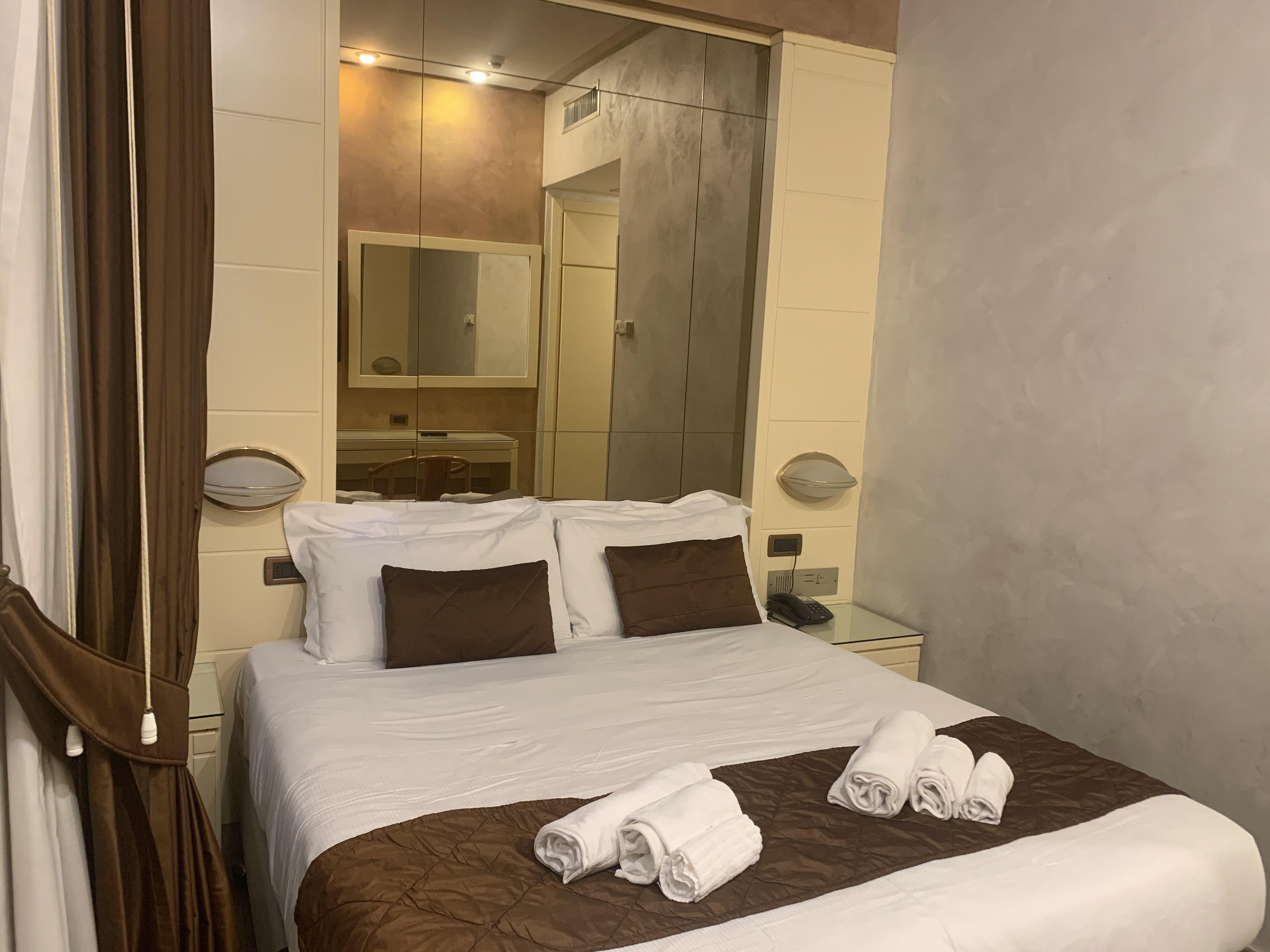 Hotel Patria Roma Esterno foto