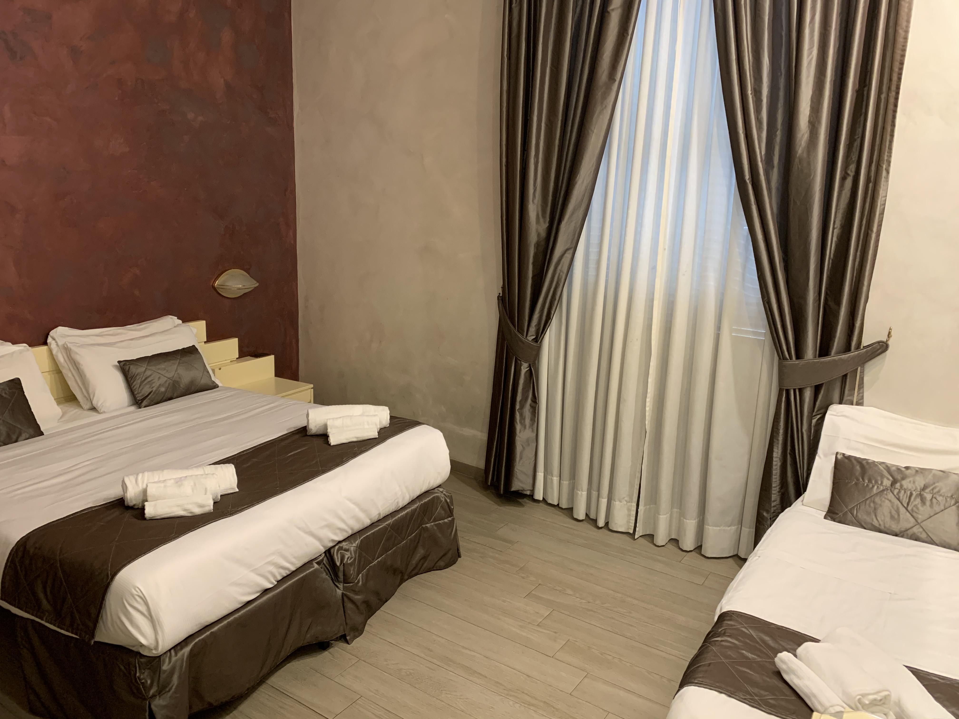 Hotel Patria Roma Esterno foto