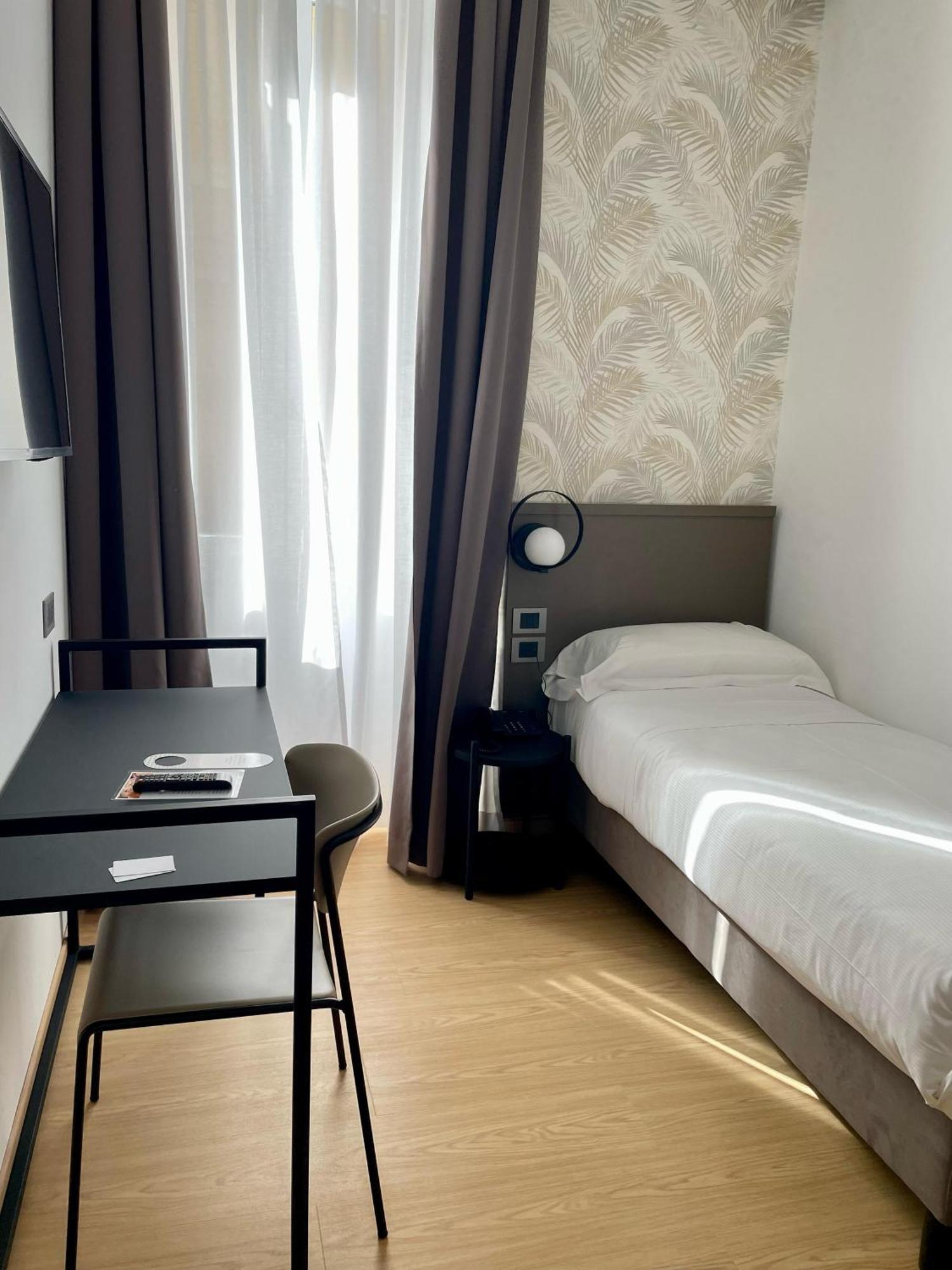 Hotel Patria Roma Esterno foto