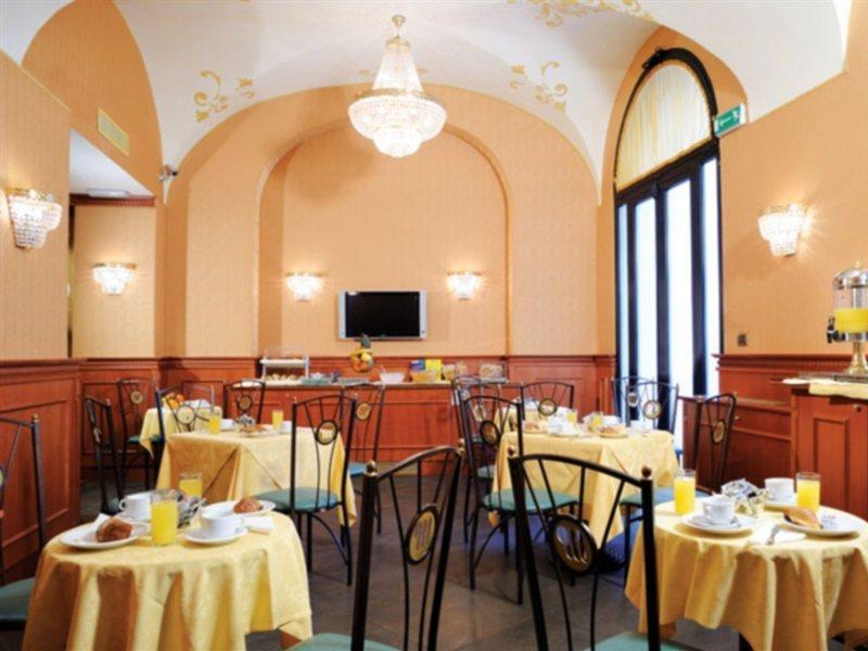 Hotel Patria Roma Esterno foto